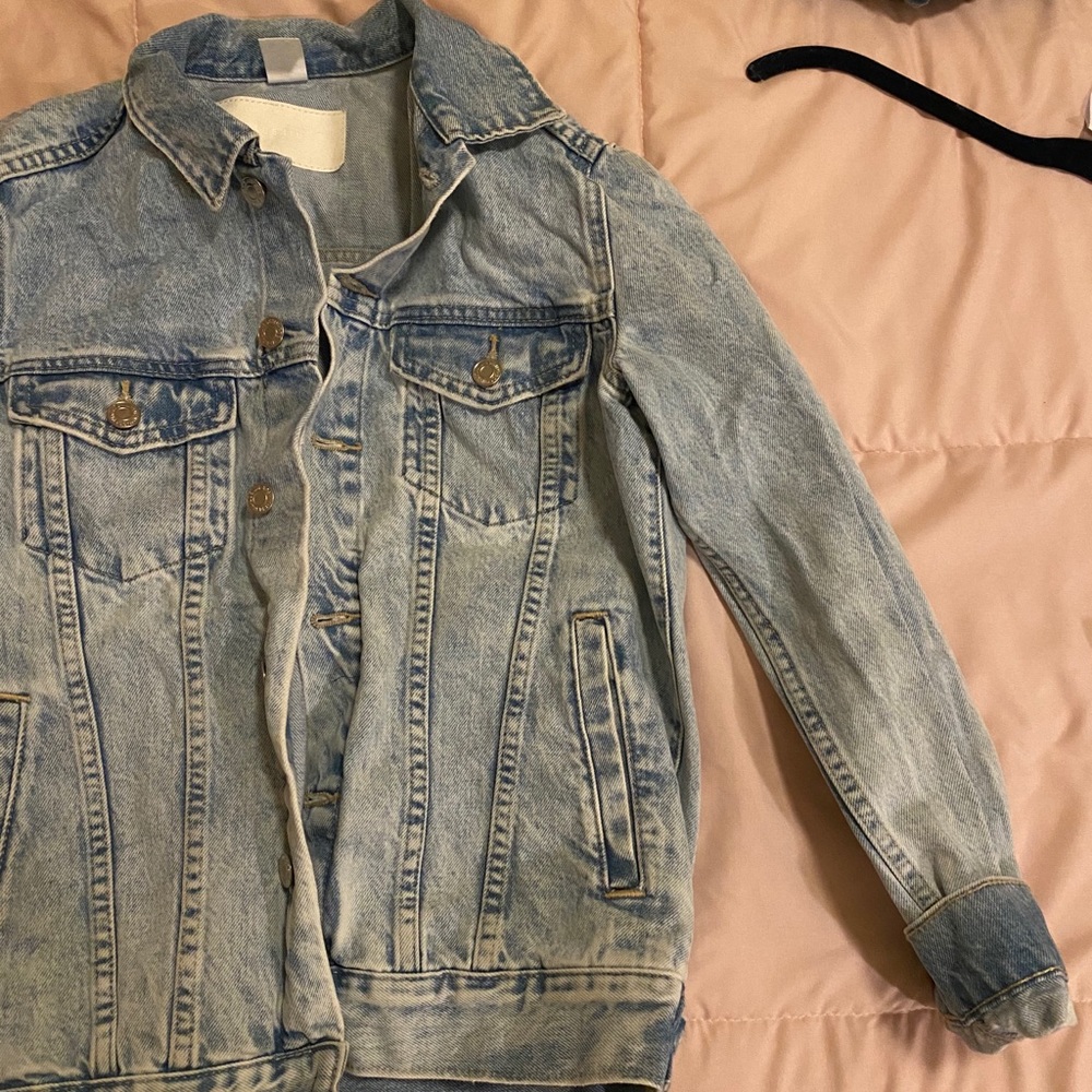 DENIM JEAN JACKET